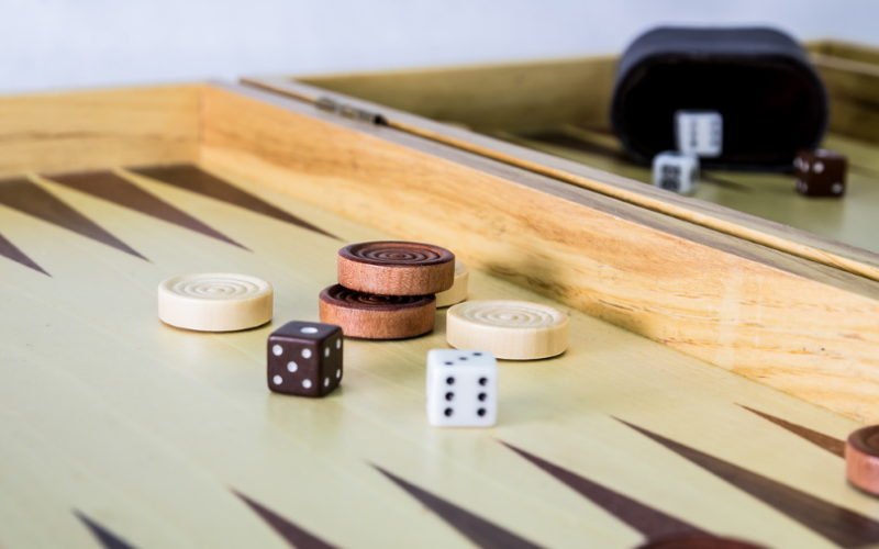 Backgammon Online Guide